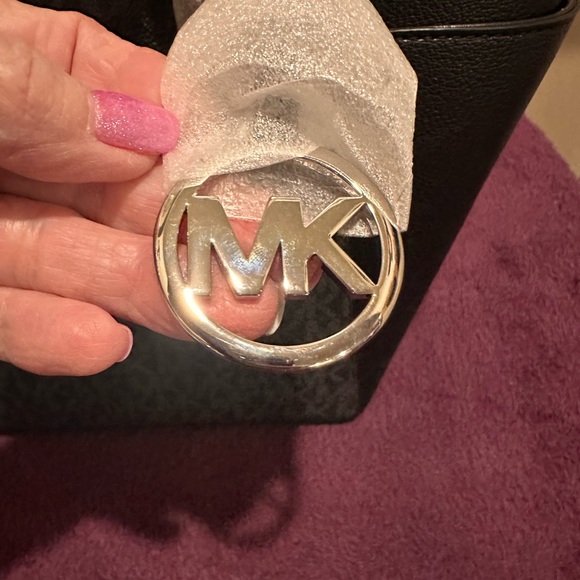 Michael Kors Black Tote Bag - Picture 4 of 4